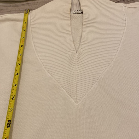 AGOLDE Klara V- neck Sweatshirt. Size M 100% cotton . - Picture 13 of 14